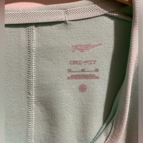 Nike Yoga 1/4 zip pullover Super Bowl LVI Nike 11-On - Picture 2 of 4